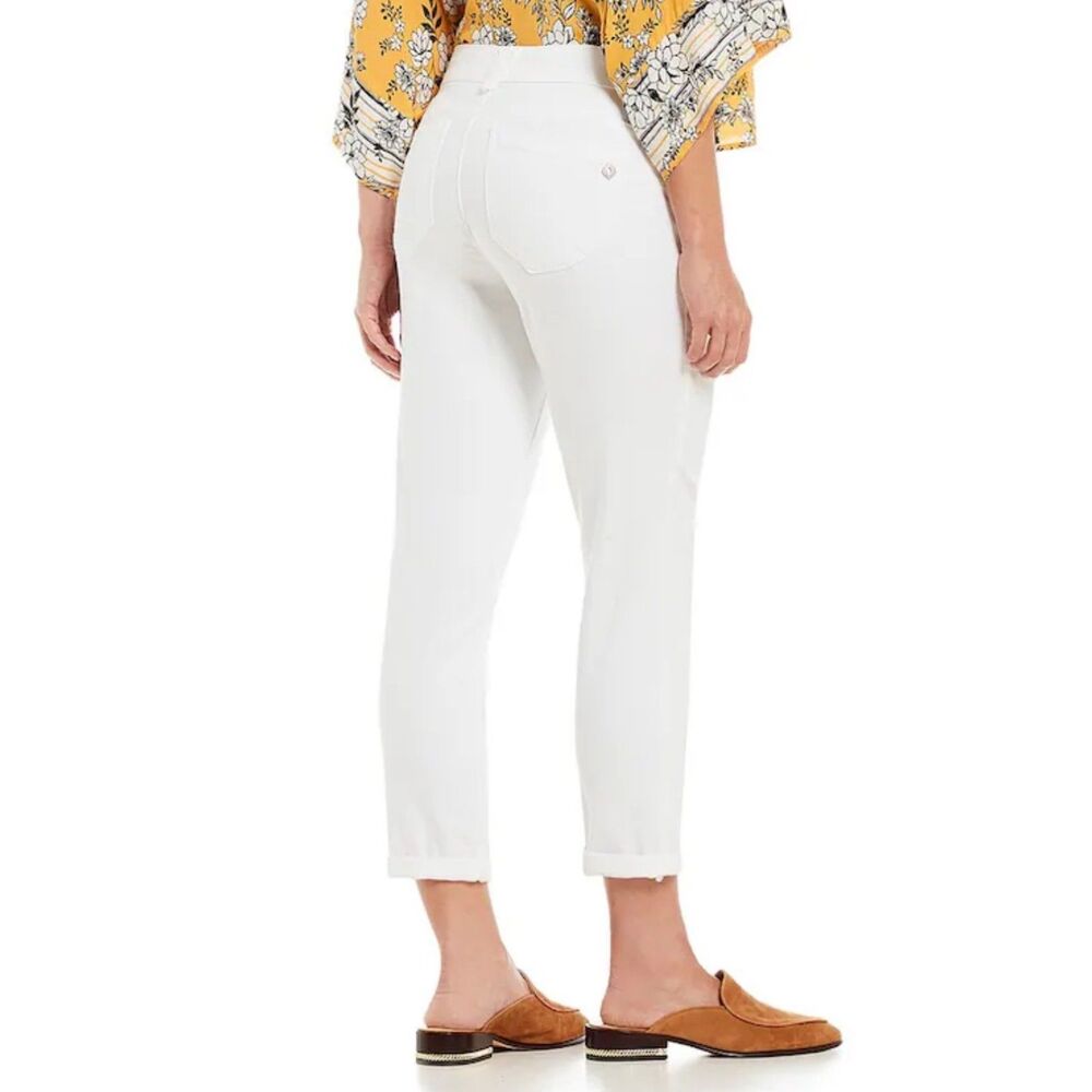 Democracy | AB Solutions Skinny Leg Crop Jeans in White Size 2 Petite NWT New - Picture 2 of 11